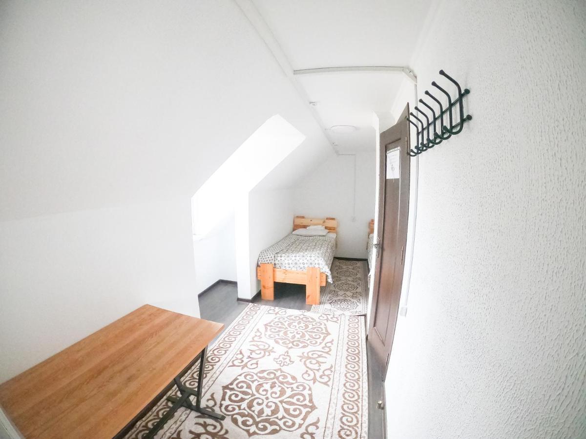 Alakol-Jyrgalan Guest House Екстериор снимка