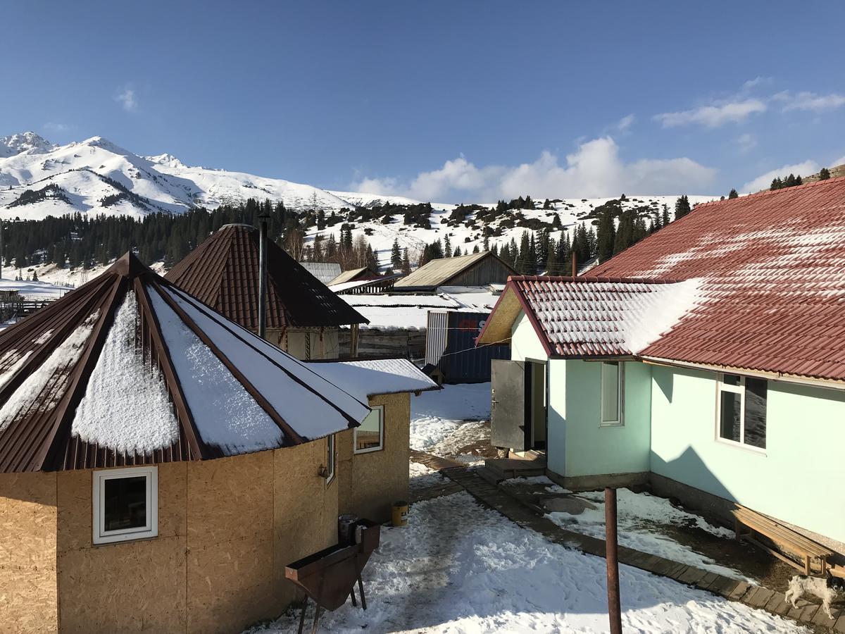 Alakol-Jyrgalan Guest House Екстериор снимка