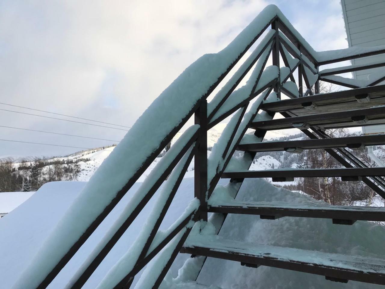 Alakol-Jyrgalan Guest House Екстериор снимка